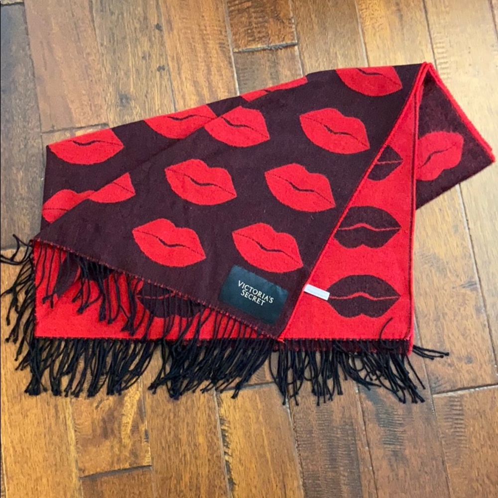 50x60 Victoria’s Secret Throw